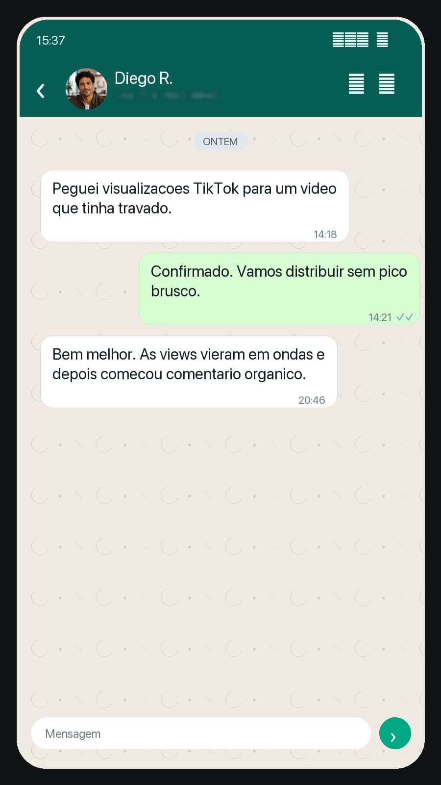 Anonymous chat-style testimonial about buying TikTok views on Subio